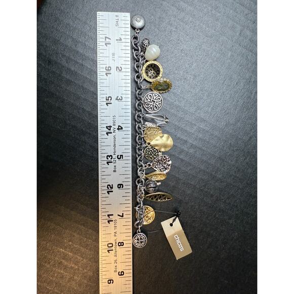 Chico's Charm Bracelet Faux Pearl Gold Tone Magnetic Closure NWT - Picture 6 of 6